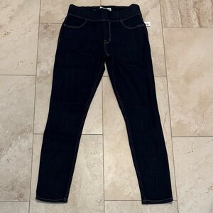 Old Navy Mid Rise Rockstar Super Skinny Jegging Jeans - Size 4
